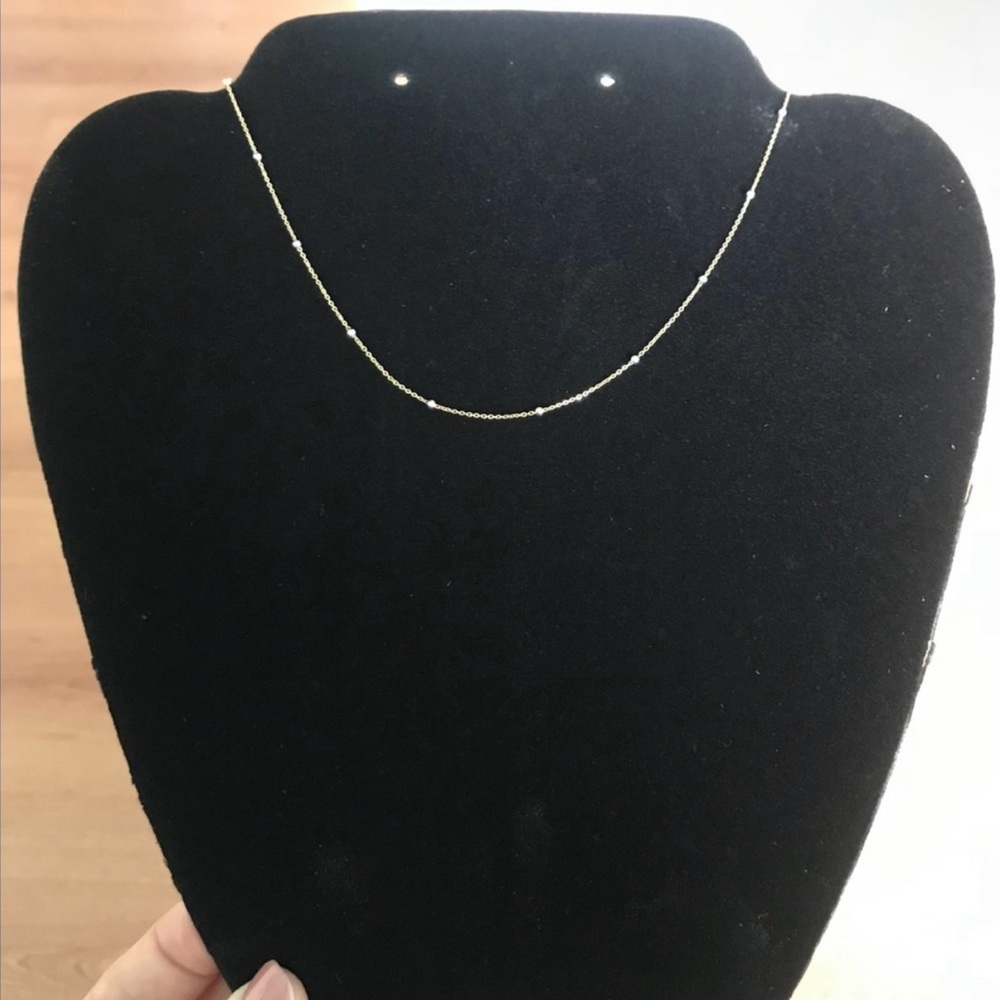 Elegant Gold Necklace